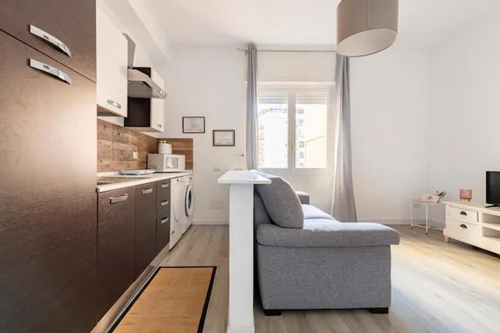 Irene'S House Apartment Cagliari Bagian luar foto