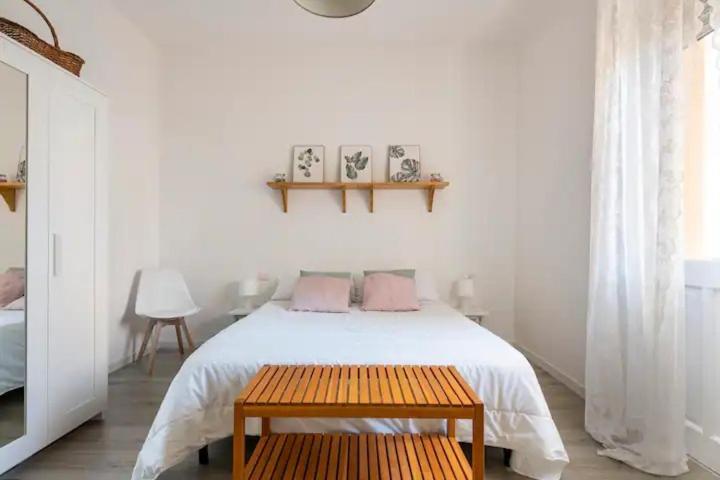 Irene'S House Apartment Cagliari Bagian luar foto